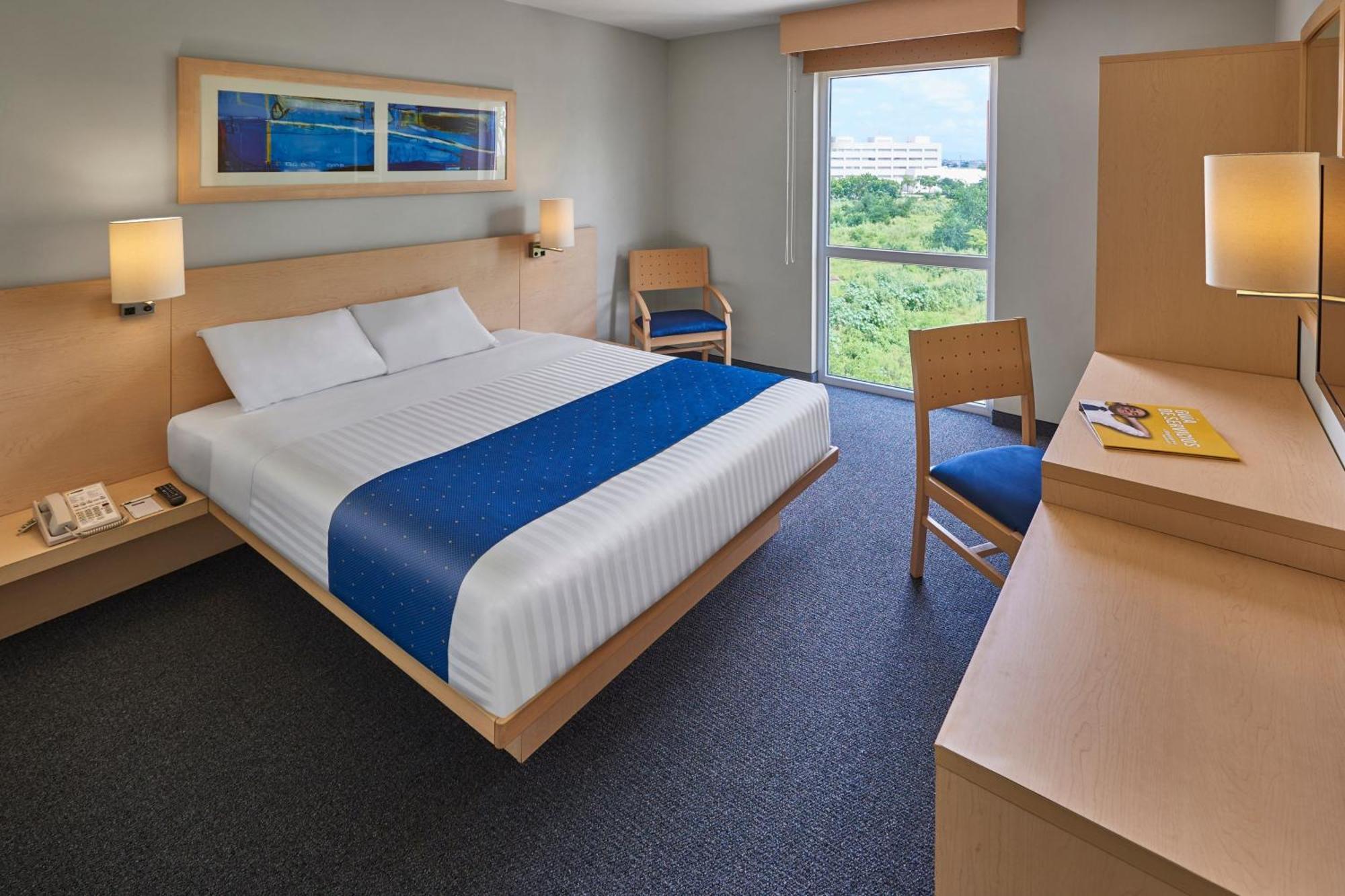 Express By Marriott Hotel 3*